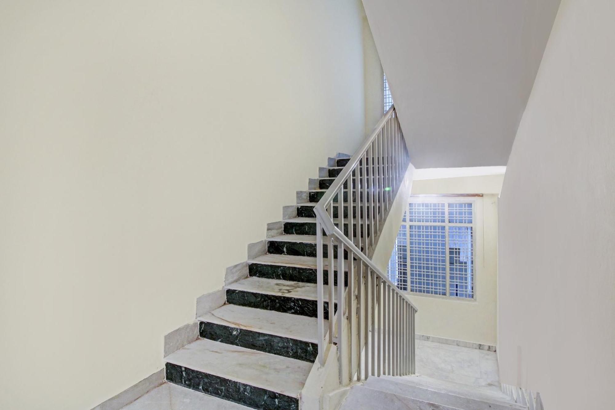 Hotel O Kalyan Kondapur  Екстер'єр фото